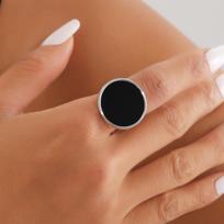 Cool-toned Black Mother-of-pearl Imitation Ring Sweet-edgy Adjustable Band Set One Size juoda