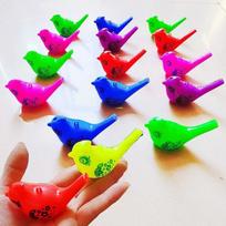 5 VNT. Juokingas vandens paukščio švilpukas Piešimo muzikinis žaislas Vaikų žaislas Šventiniai švilpukai Maudynių laikas 5pcs random color