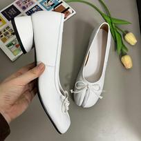 IPPEUM Tabis Batai Su Skeltais Pirštais Balerinos Didelio Dydžio 43 Moteriški Mary Jane Žemi Kulniukai Juodi Odiniai Balerinos Zapatos Mujer 4  (22.5CM) balta