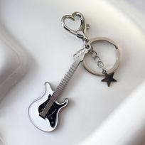Y2k Guitar Love Heart Star raktų pakabukas moterims Sweet Cool Trend Mados pakabukas Vintažiniai estetiniai aksesuarai Dovana Nauja balta