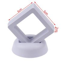 Kvadratinis 3D plaukiojantis papuošalų monetų ekrano rėmo laikiklio dėžutės dėklas su stovu 5*5*2cm balta