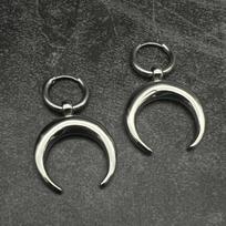 Vintage Hip Hop Harajuku Moon Metal C-Shaped Earrings black