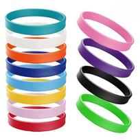 Vientisos spalvos atviro tipo silikoninė apyrankė sportui, guminė apyrankė, unisex, spalvota, silikoninė, lygi, banglė, dovana sporto salei atidarymo proga 5PCS Random Color