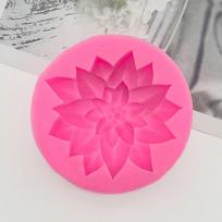 Holly Leaf silikono formos pyragas Kepimas Kalėdų dekoravimo įrankis Šokoladinis muilas Raudonas vaisius Gėlės Žvakės Formos virtuvės reikmenys „pasidaryk pats“ 1pcs