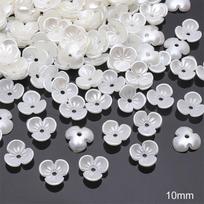 Rankų darbo ABS imitacijos perlų tarpiniai karoliukai: Žiedlapių dizainas „pasidaryk pats“ apyrankėms, vėriniams, auskarams ir drabužiams three-petal flower 10mm 30 pieces/pack