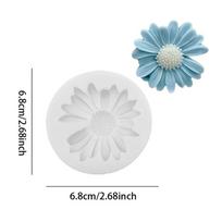 DIY Silicone Candle Mold with Daisy Design, No-Hole and with-Hole Options for Soap, Resin Casting Aromatherapy, Plaster Crafts Home Decor Candle Mold white