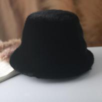 Imitacijos kailio audinės kailio kepurė moterims rudenį ir žiemą, pastorinta ir šilta žvejo kepurė, baseino kepurė, minkšta ir pūkuota ausų apsauga ir šilta kepurė ONE SIZE juoda