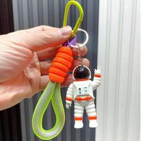 Creative Astronaut Keychain Light-up Sound Plastic Car Key Accessory For Men And Women oranžinė
