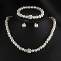 4 vnt. / rinkinys Vintažiniai paprasti perlų vėriniai auskarai papuošalų rinkinys moterims nuotakos Elegant Choker banketų vestuvių aksesuarai black