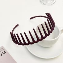 Spalvinga dantyta veido plaukų juosta Madinga plastikinė matinė neslystanti galvos juosta Aksesuaras šoniniams ir lūžusiems plaukams tamsiai raudona spalva