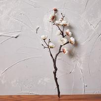 Houseeker Dirbtinės slyvos vyšnių žiedai Šilkas Flores Sakura Gėlės šakelės Namų stalas Svetainės dekoras Pasidaryk pats šventinis vestuvių dekoravimas balta