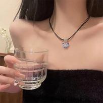 Vintage Blue Black Butterfly Pendant Necklace For Women Punk  Leather Rope Choker Necklaces Trendy Clavicle Chain brown