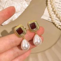 Sweet Red Square Waterdrop Imitation Pearl Pearl Earrings for Women Temperament Sweet Korean Design Jewelry