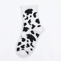 Dryžuotos kojinės juokingos karvės rašto baltos animacinio stiliaus calcetines jaukios harajuku skarpetki damskie mielas gyvūnas chaussettes kawaii laiminga kojinė