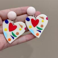 Gražūs akriliniai gėlių auskarai-klipsai moterims Bohemiški Korėjietiški Dideli Geometriniai Apvalūs Kvadratiniai Ilgi Kabantys Auskarai-klipsai Papuošalai White love