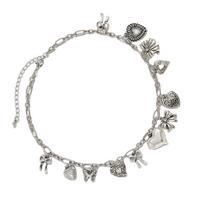 Gothic Love Heart Charm Chokers Necklace With Elegant Chain Edgy Punk Styles Jewelry Accessory for Women Casual Wear B