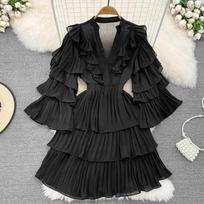 Fashion Black V-neck Multilayer Ruffle Flare Sleeve Dress Women Autumn Dress For Girls Chic Dress Waist Slim A-line Dresses One Size juoda