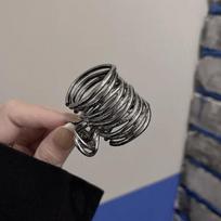 Išpjautas Metalinis Aukšto Arklio Uodegos Griebtuvas Plaukų Segtukas juoda
