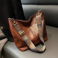Vintage PU Leather Bucket Style Shoulder Sling Bag with Wide Strap ruda