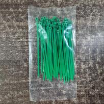 Savaime užsifiksuojančios nailoninės žalios kabelių juostos 3 x 100 mm plastikinės kabelių raiščiai Apvyniokite, suriškite ir užsandarinkite kabelių įrankiai a pack of cable ties (50 pieces); 3 * 100mm
