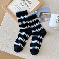 Women's Autumn and Winter Dopamine Striped Mid-calf Socks with Rolled-up and Loose Cuffs, Versatile Pile Socks 1 pair juoda