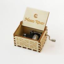 Valentine's Day Hand Crank Wooden Music Box Classical Crafts Carved Musical Box Fashion Gift Home Decoration