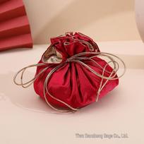 Silk Rose Drawstring Candy Box for Weddings One Piece