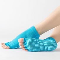Short Grips Pilates Socks Ankle Split Toe Tube Socks Comfortable Women Yoga Socks  Ladies black solid