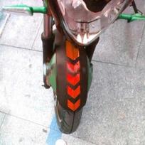 1 vnt. Motociklo Strėlės Juostelės Lipdukai Sparno Lipdukas Universalus Vandeniui Atsparus Aliejui Atspindintis Motociklo Juosta Lipdukas Moto Aksesuarai 2