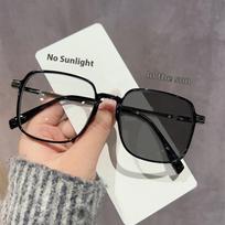 Anti-blue Light Color-changing Glasses Sunglasses Ultra-light Anti-blue light