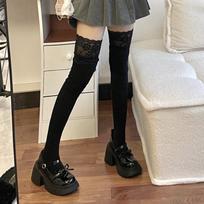 Baltos nėriniuotos moteriškos ilgos kojinės - Seksualaus stiliaus virš kelių, tinkamos su ilgais batais, Rudens japoniška tendencija. Stockings juoda