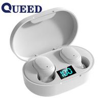 Rodomas naujas išmanusis numeris „Bluetooth“ ausinės belaidės sportinės mini ausinės „Stereo-in-ear“. balta