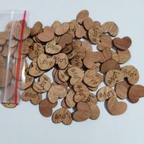 100-Piece Set of 15mm Engraved Rosewood Heart Decorations