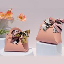 Creative Wedding Candy Tote: Leather Gift Box and Bag 12x5.5x13cm (Small, 1 piece) rožinė