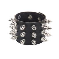 Spikes Rivet Platus rankogaliai PU Oda Punk Juodos Apyrankės Vyrams Madingos Odinės Apyrankės Apyrankės Daugiasluoksniai Plačiai Apvynioti Papuošalai 22cm juoda
