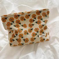 Moteriškos retro reljefinės kosmetinės rankinės piniginės gėlių makiažo organizatorius laikymo makiažo krepšiai 26 x 18 x 5cm beige