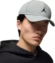 Kepurė su snapeliu Nike Jordan Rise pilka HM5750 077 (S/M)