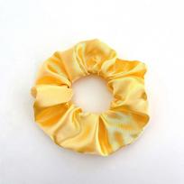 Silk Hair Scrunchies/Ties For Frizz & Breakage Prevention, No Damage, Elastic Ponytail Holders, 1Pc One Size geltona