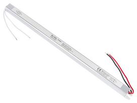 Akumuliatoriai ir baterijos // Universalūs maitinimo blokai 12V, 9V, 5V // 70-584# Zasilacz impulsowy montażowy 12v/6a 72w slim