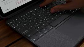 LOGITECH Combo Touch for iPad 10.9, Grey QWERTZ German