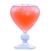 Skaidrus meilės širdies formos kokteilių stiklas moterims Vestuvių vakarėlis Stiklinis gėrimas Vyno puodelis Mielas moteriškas pieniškas arbatos sulčių buteliukas 1 Pcs Heart Cup 210ml