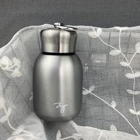 300 ml mini kavos vakuuminės kolbos Puikūs termoso nešiojamieji kelioniniai vandens butelių puodeliai sidabras