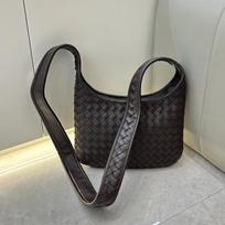 New leather cowhide premium woven bag messenger bag tote bag small square bag portable shoulder bag women 25.5cm*17cm*2cm tamsiai ruda spalva