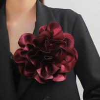 Large Flower Lapel Pin French Ornamental Pin Fashion Badge raudona