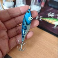 Hook 55mm 5.2g Cuttlefish Squid Lure Glow Horizontal Wood Shrimp Lure Hard Bait Sea Fishing Bait Saltwater Fishing