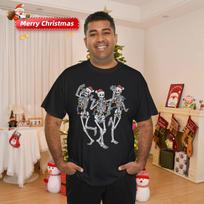 Funny Skeleton Xmas Shirt Dancing Skeletons With Lights Santa Hat Christmas Tee 4XL