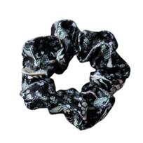 Mother‑of‑Pearl Hanbok Ribbon Scrunchie – Sipjangsaeng Motif Korean Hair Accessory