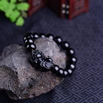 Mada Obsidiano Geltonas Kristalas Saugantis Pinigus ir Saugantis nuo Blogio obsidian black