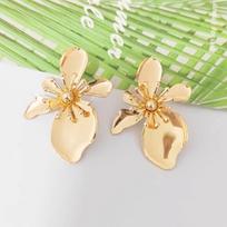 Temperament Creative Color Dopamine Metal Irregular Design Sense Large Flower Earrings Women'S Holiday Wind Earrings auksas