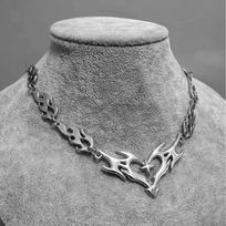 Barbed Wire Flame Heart Choker Hippie Charm Sweet and Cool Y2k Thorns Necklace Punk Style Alloy Gothic Necklace Women Man